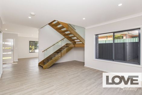 Property photo of 6B Chippindall Street Speers Point NSW 2284