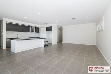 Property photo of 7 Ancura Court Wattle Grove NSW 2173