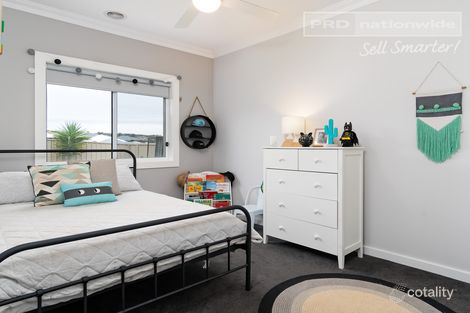 Property photo of 7 Warrock Place Bourkelands NSW 2650