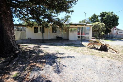 Property photo of 32 Lesueur Drive Jurien Bay WA 6516