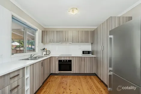 Property photo of 2 Golden Avenue Point Clare NSW 2250