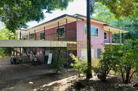 Property photo of 35 Hewett Street Richmond Hill QLD 4820