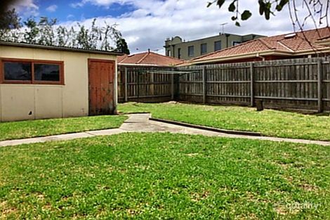 Property photo of 2 Woolley Street Essendon VIC 3040