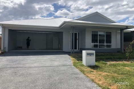 24 Flint Pl, Park Ridge, QLD 4125