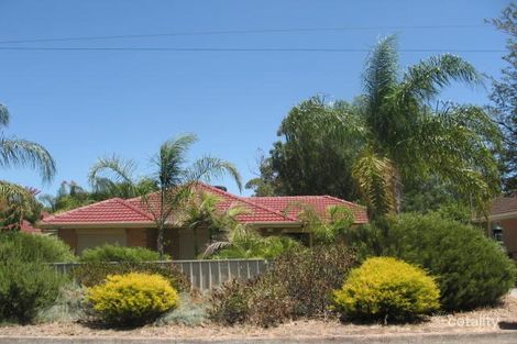3 Hampshire Cres, Valley View, SA 5093