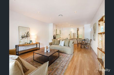 Property photo of 2/46 Brighton Parade Southport QLD 4215