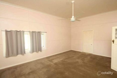 Property photo of 15 King Street Yangan QLD 4371