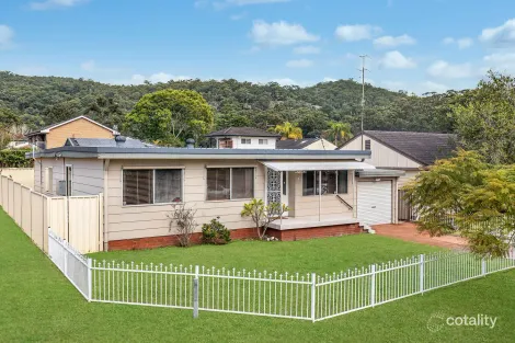 Property photo of 2 Golden Avenue Point Clare NSW 2250