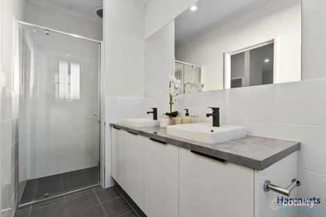 Property photo of 39 Parkvale Drive Angle Vale SA 5117