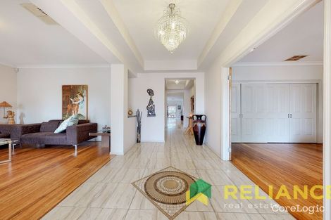 Property photo of 15 Coogee Drive Taylors Hill VIC 3037