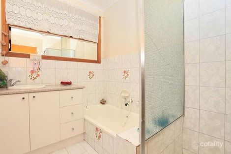 Property photo of 2 Kathryn Avenue Lalor VIC 3075