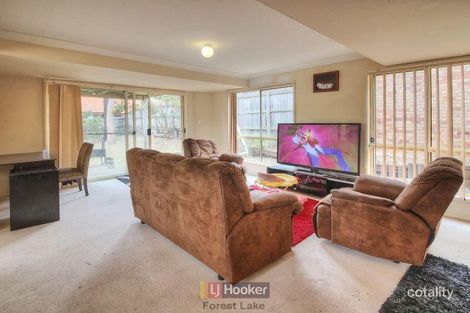 Property photo of 2 Chestnut Place Forest Lake QLD 4078