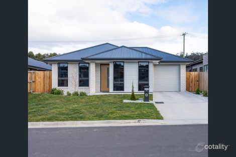 13 Hallett Dr, Rokeby, TAS 7019