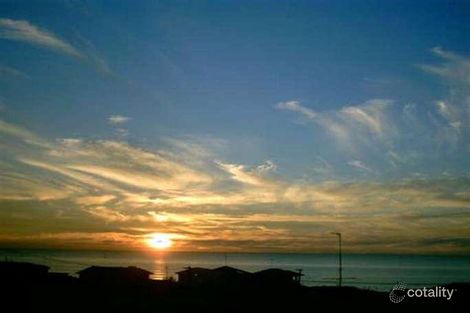 8 Rakoa St, Falcon, WA 6210