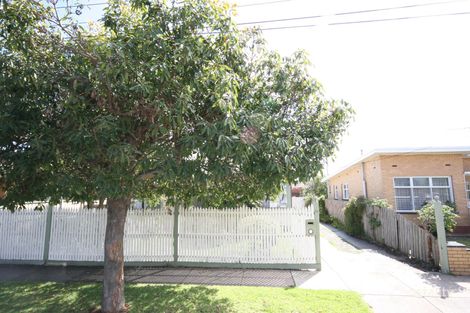 Property photo of 17 McClelland Street Bell Park VIC 3215