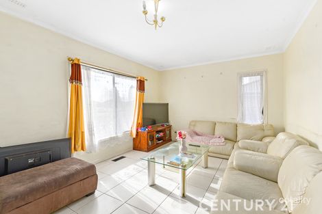 Property photo of 1/18 Hughes Crescent Dandenong North VIC 3175