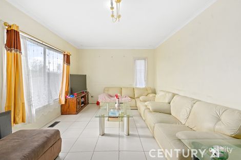 Property photo of 1/18 Hughes Crescent Dandenong North VIC 3175