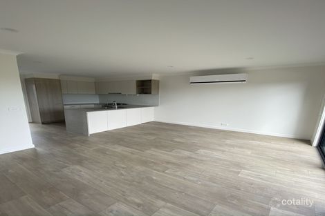 Property photo of 19/47 Waterhaven Boulevard Point Cook VIC 3030
