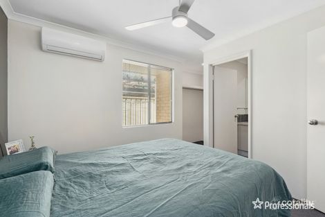 Property photo of 24 Radici Link Sinagra WA 6065