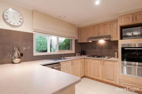 Property photo of 6 Gill Place Mooroolbark VIC 3138