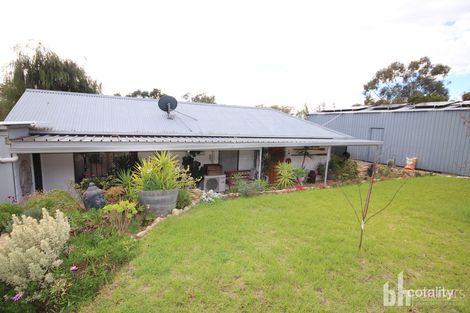 11 Khancoban Pl, Younghusband, SA 5238