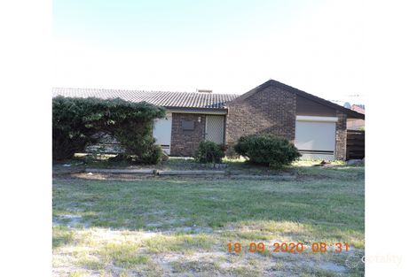 4 Southdown Pl, Thornlie, WA 6108