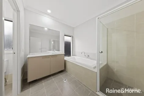 Property photo of 5 Derna Street Bardia NSW 2565