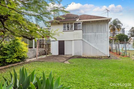 Property photo of 46 Sparkes Street Chermside QLD 4032