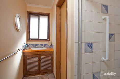 Property photo of 2/323 View Street Bendigo VIC 3550