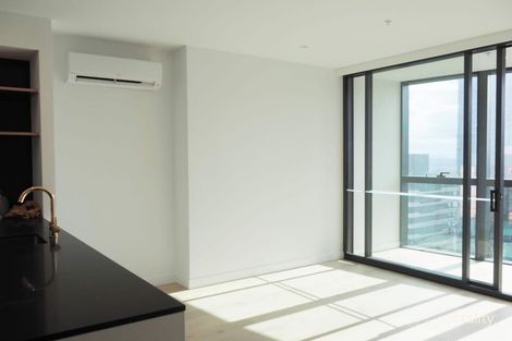 Property photo of 5607/228 La Trobe Street Melbourne VIC 3000
