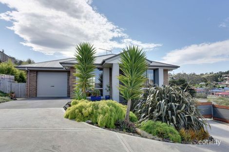 Property photo of 32 Dumbarton Drive Geilston Bay TAS 7015