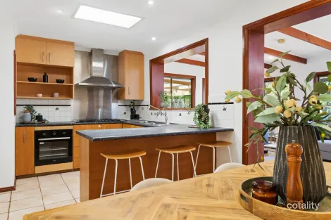 Property photo of 14 Jarrad Road Happy Valley SA 5159