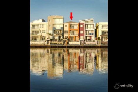 33 Watts Dr, Varsity Lakes, QLD 4227