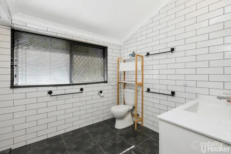 Property photo of 14 Bowen Street The Range QLD 4700