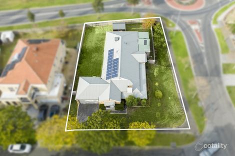 Property photo of 2 Lauderdale Drive Craigieburn VIC 3064