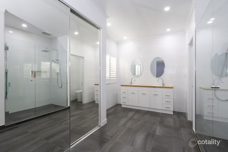 Property photo of 2 Lauderdale Drive Craigieburn VIC 3064