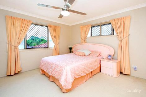 Property photo of 5 Seinfeld Close McDowall QLD 4053