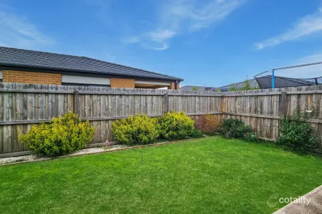 Property photo of 33 Currumbin Street Armstrong Creek VIC 3217