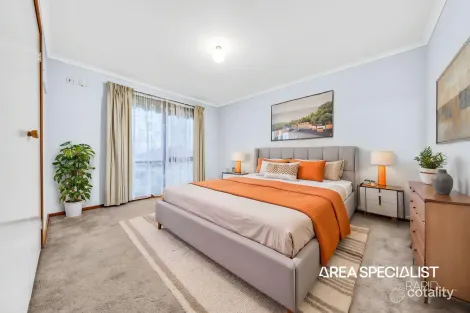 Property photo of 6 Emma Court Hampton Park VIC 3976