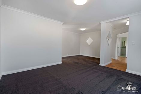 Property photo of 18 Millcroft Elbow Jandakot WA 6164
