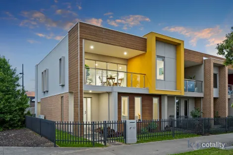 12 Fairweather Pde, Officer, VIC 3809