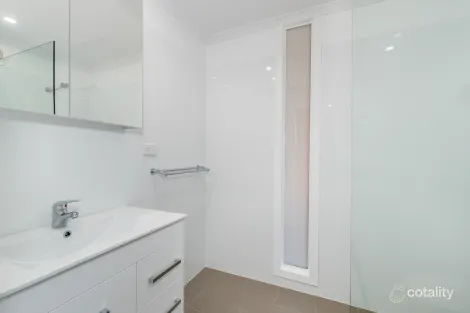 Property photo of 21 Mosbri Crescent The Hill NSW 2300