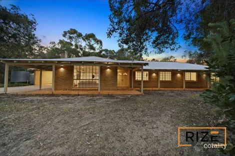 Property photo of 8 Sublime Glade Carramar WA 6031