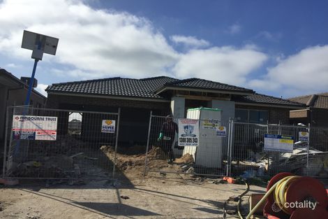 Property photo of 46 Brunning Rise Wollert VIC 3750