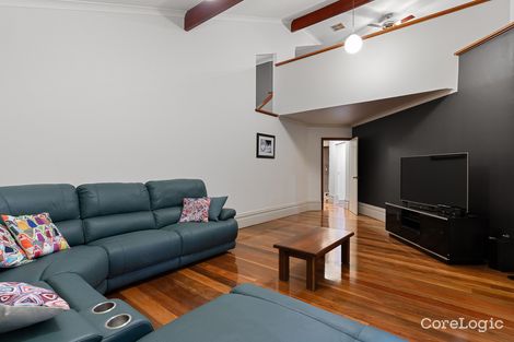 Property photo of 8 Pembroke Court Warnbro WA 6169