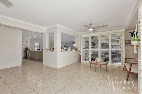 Property photo of 11 Gill Place Kalkie QLD 4670