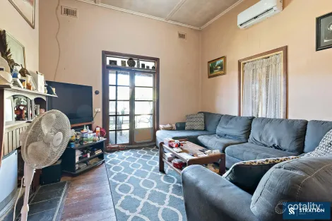 Property photo of 2398 Albany Highway Gosnells WA 6110