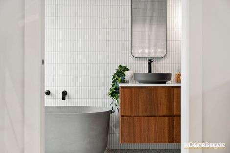 Property photo of 6 Hopetoun Circuit Deakin ACT 2600