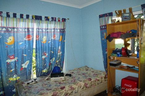 Property photo of 4 Enid Street Flying Fish Point QLD 4860