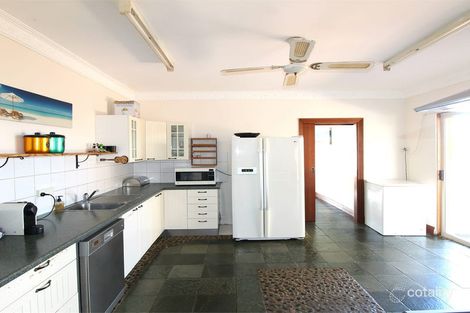 Property photo of 3 Battersby Road Green Head WA 6514
